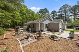 3414 Elizabeth Avenue, New Bern, NC 28562 – photo 23: 2-web-or-mls-0C0A1828