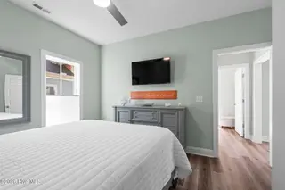334 NE 54th Street, Oak Island, NC 28465 – photo 24: 27-web-or-mls-CAMMediaLLC.com (17 of 63)