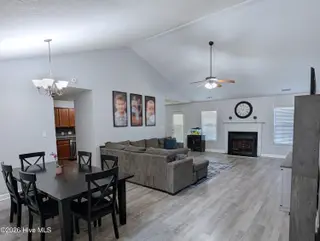 202 Brunswick Drive, Jacksonville, NC 28546 – photo 6: Living2
