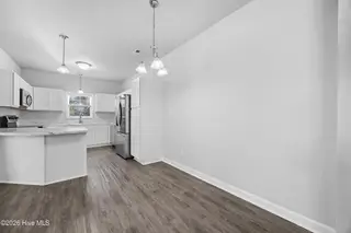 2041 Folkstone Woods Lane 10a, Holly Ridge, NC 28445 – photo 15: 16_dining area