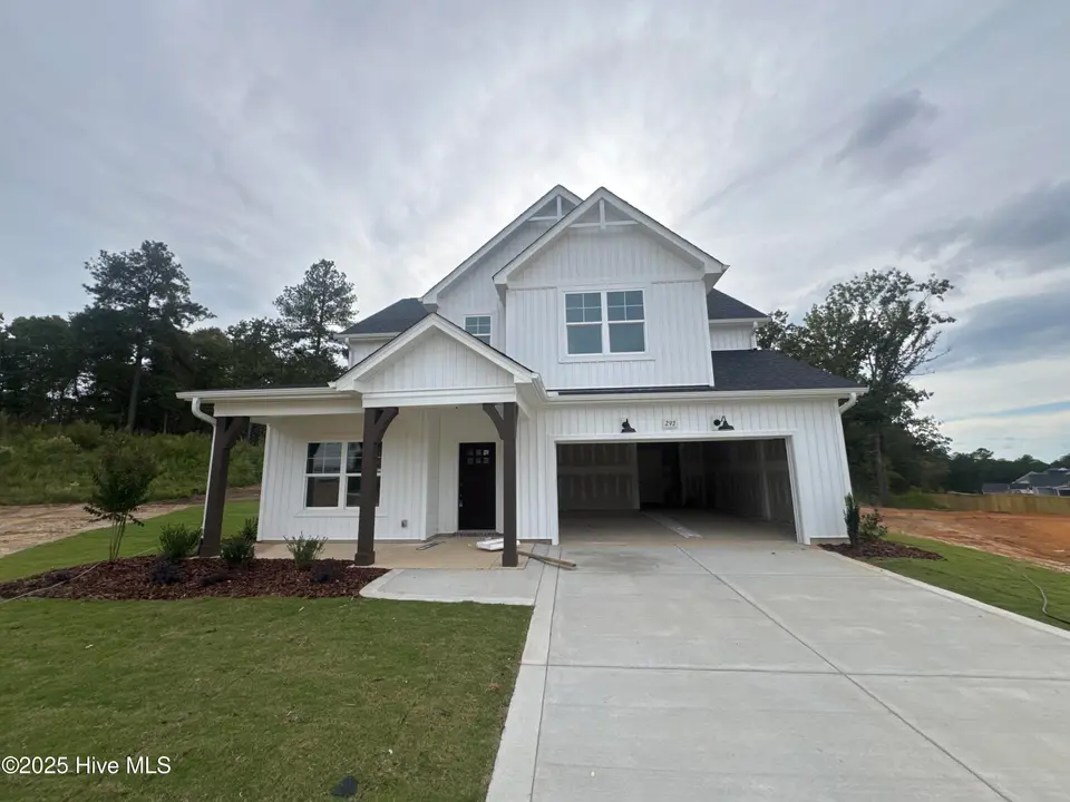 292 Rough Ridge Trail 30, Aberdeen, NC 28315 – photo 1 of 40: dfe2d9604099d4f44915af1907173831eb761dc4