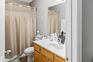 1121 Masters Lane A And B, Greenville, NC 27834 – photo 10: 8G4A4283