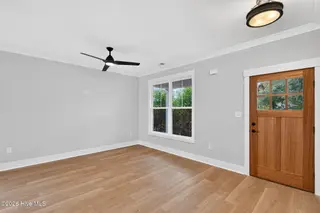2303 Chestnut Street, Wilmington, NC 28405 — 3-bedroom home in Chestnut Heights, Wilmington, NC, photo 9 of 53: Living Room