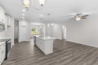 2504 Starling Lane, New Bern, NC 28562 – photo 5: 16-web-or-mls-2I3A0027