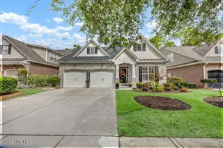 5033 Whitner Drive, Wilmington, NC 28409 — 4-bedroom home in Holly Glen Estates, Wilmington, NC, photo 1 of 31: 5033 Whitner Drive