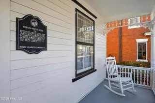 419 S Front Street, Wilmington, NC 28401 — 4-bedroom home in Historic District, Wilmington, NC, photo 5 of 67: 419SFrontStreet-5