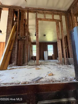 208 W Burgess Street, Elizabeth City, NC 27909 – photo 4: IMG_4868