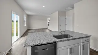 221 Lake Tyler Drive, New Bern, NC 28560 – photo 8: 10-web-or-mls-BLS_0027