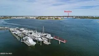 100 Olde Towne Yacht Club Road B19, Beaufort, NC 28516 – photo 3: 20250219163719516804000000-o