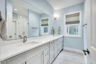 5016 Robert Ruark Drive SE, Southport, NC 28461 – photo 14: 5016RobertRuarkDriveSoutheast-19