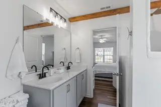 231 Hickory Shores Drive, Newport, NC 28570 – photo 23: master bath