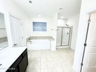 3009 Sharpnose Street, New Bern, NC 28562 – photo 20: Master Bathroom