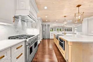 402 Wesley Road, Greenville, NC 27858 – photo 20: 20-web-or-mls-IMG_3783