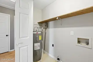 303 Plateau Drive, Greenville, NC 27858 – photo 19: 30-web-or-mls-IMG_2637