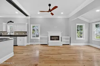 710 Grace Street, Wilmington, NC 28401 – photo 8: 710GraceStreet-13