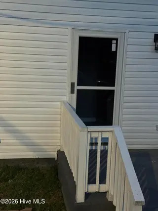 304 Woodland Avenue, Rocky Mount, NC 27801 – photo 18: screen door
