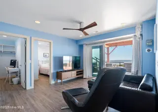 901 E Beach Drive, Oak Island, NC 28465 – photo 16: 901 E Beach Dr MLS-16
