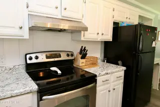 329 S Wedgewood Drive, Washington, NC 27889 – photo 12: IMG_8604