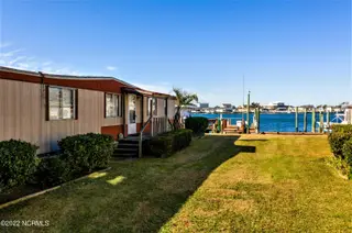 519 Atlantic Beach Causeway, Atlantic Beach, NC 28512 – photo 24: 519 Atlantic Beach Cswy