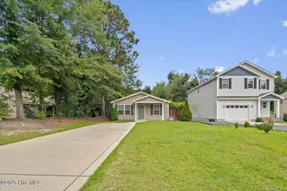 753 W Illinois Avenue, Southern Pines, NC 28387 – photo 2: 01-1