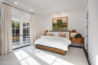 1810 Mews Drive, Wilmington, NC 28405 — 5-bedroom home in Landfall, Wilmington, NC, photo 16 of 51