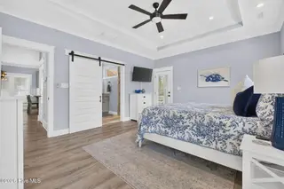 2303 W Yacht Drive, Oak Island, NC 28465 — 3-bedroom home, Oak Island, NC, photo 22 of 49
