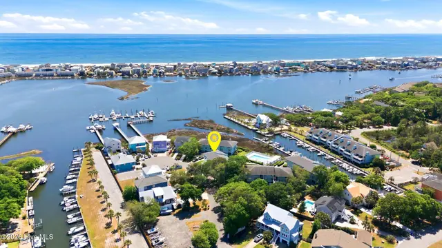 105 Teakwood Drive Apt 702, Carolina Beach, NC 28428