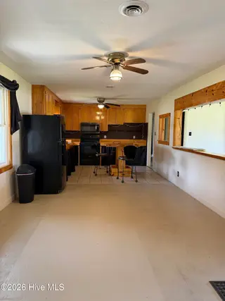 103 Bridle Path Road, Goldsboro, NC 27534 – photo 13: DIning Kitchen