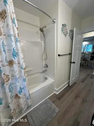 5326 Masonboro Loop Road, Wilmington, NC 28409 – photo 12: IMG_0892