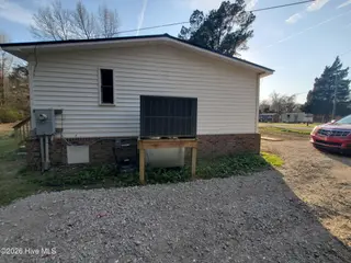 926 Railroad Street, Belhaven, NC 27810 – photo 3: 003 Raised HVAC