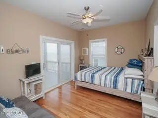 4619 E Beach Drive, Oak Island, NC 28465 – photo 6: 4619 E Beach Dr Oak Island NC 28465 USA-