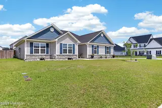 372 Water Wagon Trail, Jacksonville, NC 28546 – photo 3: 03