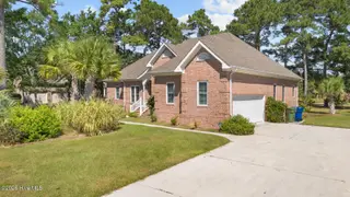 315 Seascape Drive, Sneads Ferry, NC 28460 — 3-bedroom home in North Shore Country Club, Sneads Ferry, NC, photo 2 of 58: seascape-2
