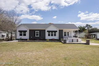 125 Lejeune Road, Cape Carteret, NC 28584 – photo 1: Front