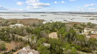 10022 Coast Guard Road, Emerald Isle, NC 28594 – photo 8: 14-web-or-mls-DJI_0875