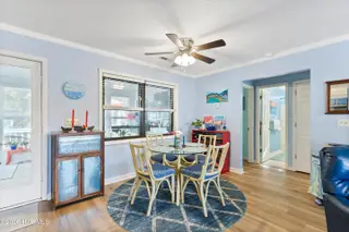 322 NE 48th Street, Oak Island, NC 28465 – photo 23: mls-IMG_1397