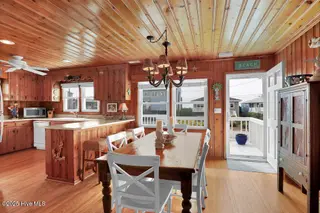 1040 Ocean Boulevard, Topsail Beach, NC 28445 – photo 10: 007_6g8a5769_996
