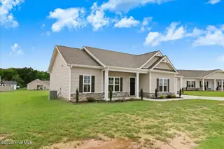 209 Dunbar Hill Drive, Fremont, NC 27830 – photo 4: 03-209 Dunbar Hl Dr-3