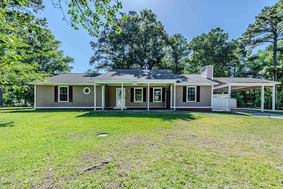 800 Mill River Road, Jacksonville, NC 28540 – photo 1 of 67: Front