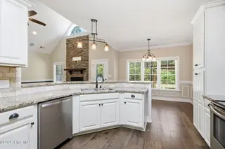 219 White Oak Bluff Road, Stella, NC 28582 – photo 18: Kitchen
