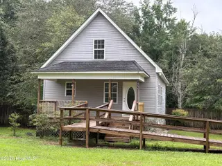 1054 Whitehall Road, Whiteville, NC 28472 – photo 2: Front View
