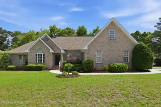 411 Oakmont Drive, Morehead City, NC 28557 – photo 1: 1-web-or-mls-1S3A3752