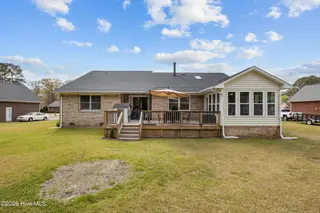 216 Pinewood Drive, New Bern, NC 28562 – photo 7: 2-web-or-mls-0C0A6995