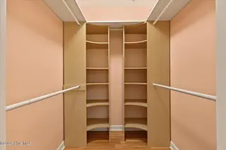 250 Woodlands Way Unit 14, Calabash, NC 28467 — 3-bedroom condo in Woodlands @ Crow Creek, Calabash, NC, photo 21 of 49: Walkin Closet