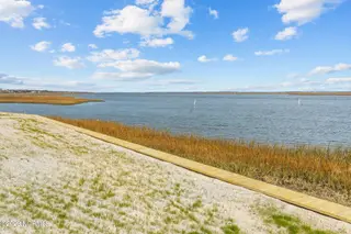 184 2 Lennoxville Point Road, Beaufort, NC 28516 – photo 19: 4-web-or-mls-1S3A6416