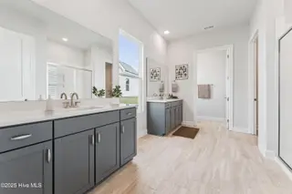 2067 Rosin Drive 20, Southport, NC 28461 – photo 17: Primary Bath