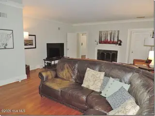 131 Ripley Road NW, Wilson, NC 27893 — 4-bedroom home in Recreation Park, Wilson, NC, photo 12 of 53: 11 Living Room