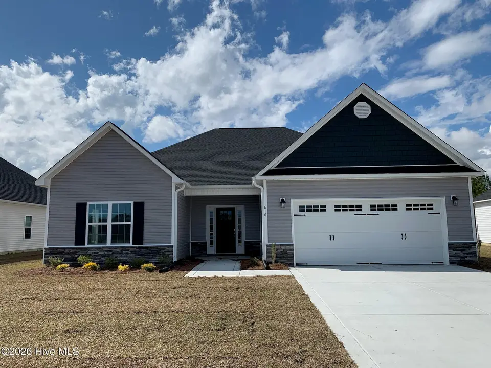 610 Indigo Johnston Drive, Jacksonville, NC 28546 – photo 1 of 23: IMG_0860