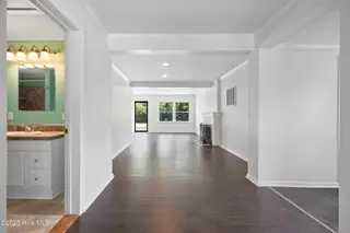 907 Woodruff Avenue, Elizabeth City, NC 27909 – photo 17: Living Room