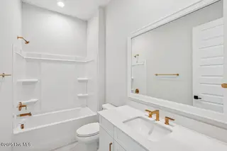 1543 St. Lucia Drive SW, Shallotte, NC 28470 – photo 18: Secondary Bathroom